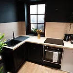 Capsule Secret - Jacuzzi - Netflix & Cinema - Jeux De Couple - Barre De Pole Dance 3* Valenciennes