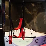 Apart-hotel Capsule Secret - Jacuzzi - Netflix & Cinema - Jeux De Couple - Barre De Pole Dance Valenciennes