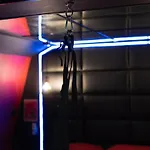 Capsule Secret - Jacuzzi - Netflix & Cinema - Jeux De Couple - Barre De Pole Dance Apart-hotel Valenciennes