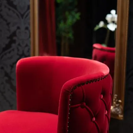 Capsule Secret - Jacuzzi - Netflix & Cinema - Jeux De Couple - Barre De Pole Dance