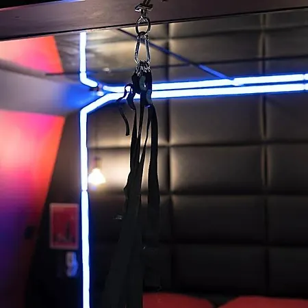 Capsule Secret - Jacuzzi - Netflix & Cinema - Jeux De Couple - Barre De Pole Dance شقة فندقية