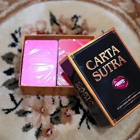 Capsule Secret - Jacuzzi - Netflix & Cinema - Jeux De Couple - Barre De Pole Dance 3*